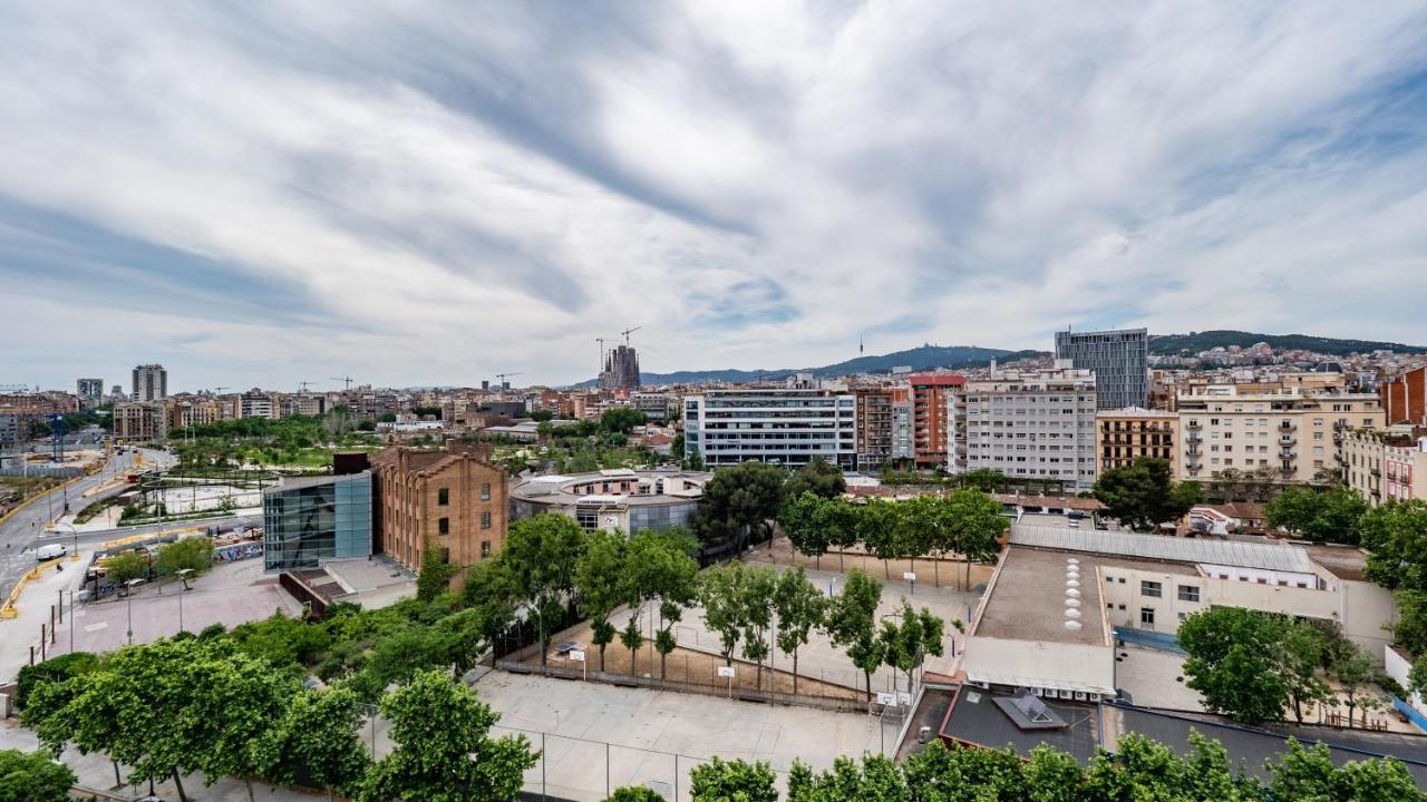 Bed&Bcn Glories Apartment Barcelona Luaran gambar